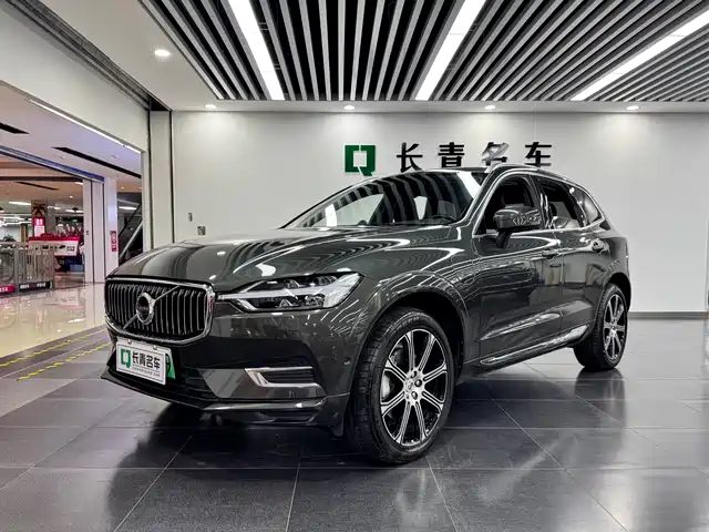 VOLVO XC60 PLUG IN HYBRID