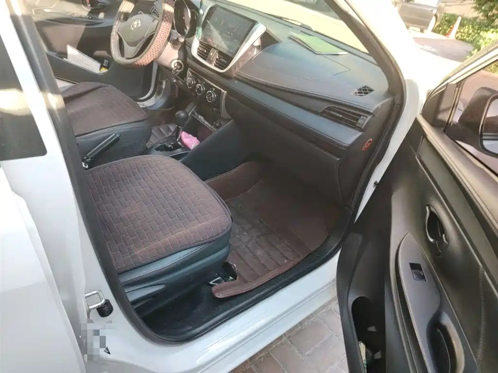 Toyota Vios 2017 1.5L CVT Pioneer фото 19