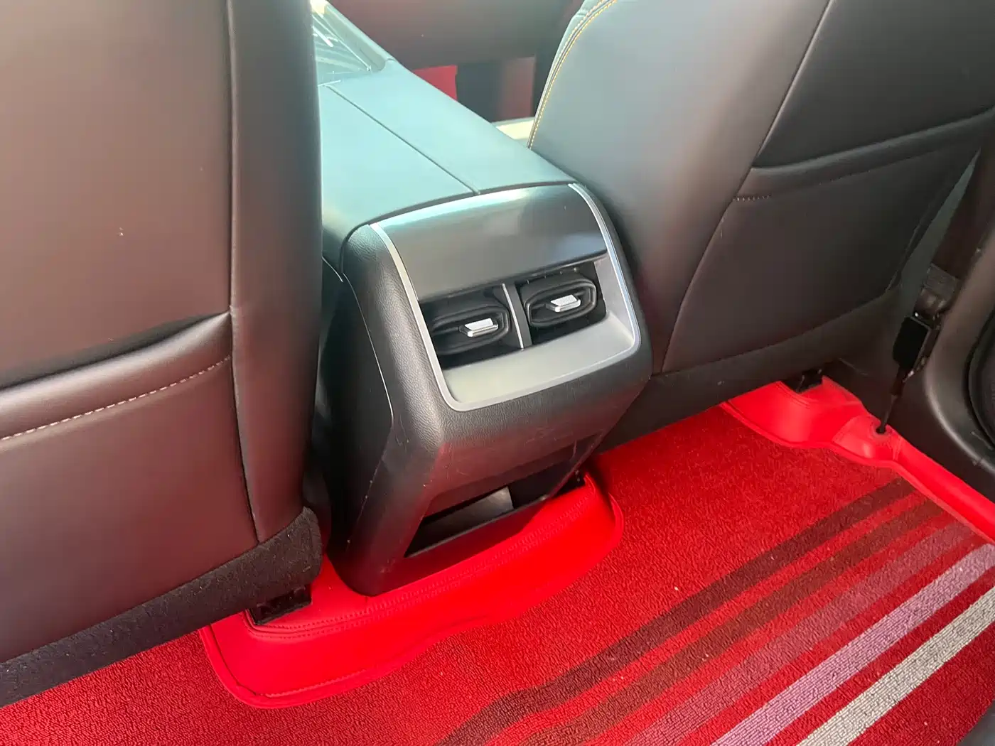 BAIC ORV Beijing Off-Road BJ30 2024 1.5T Magic Core Electric Drive Advanced Edition фото 22