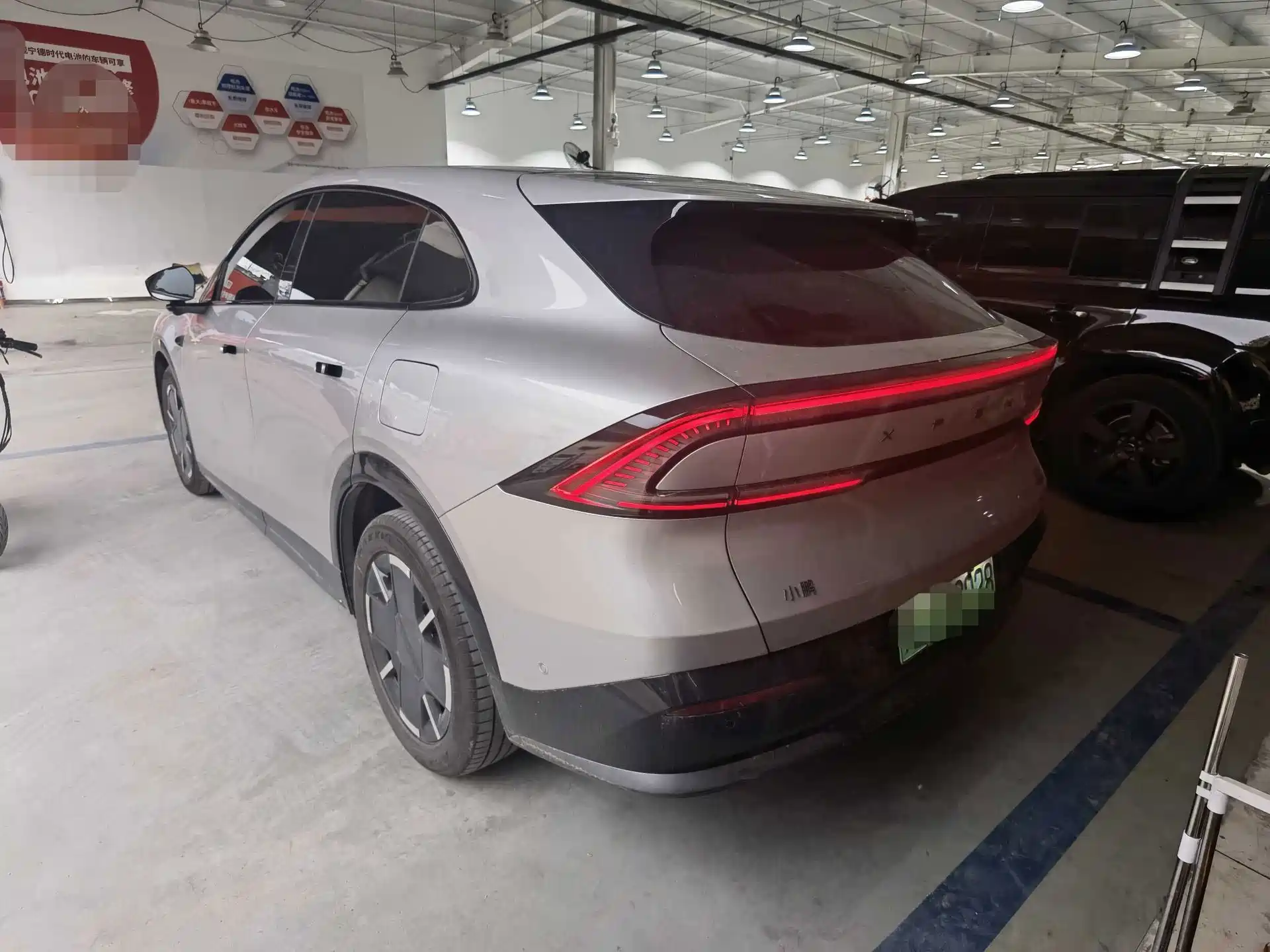 Фото 4 - XPeng G7