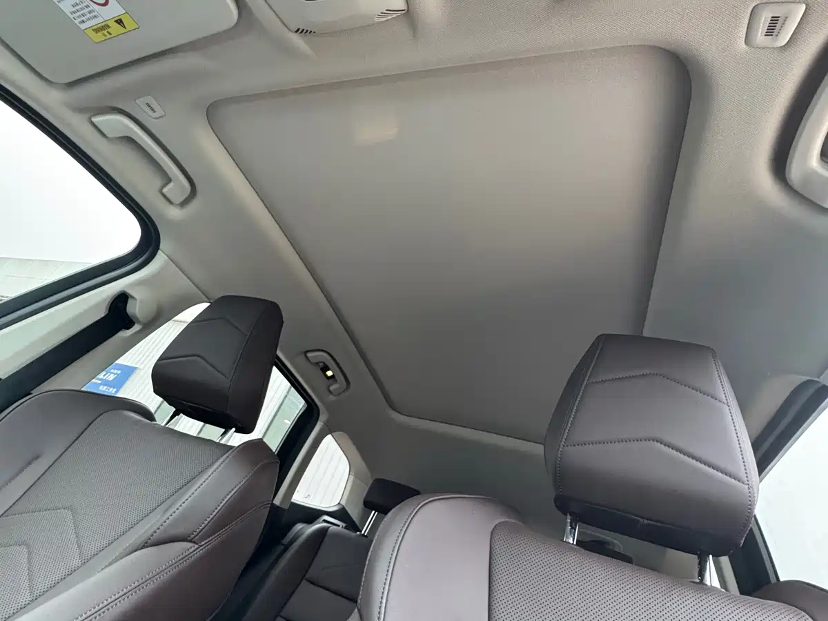 BMW X1 2023 sDrive20Li X Design Package фото 8