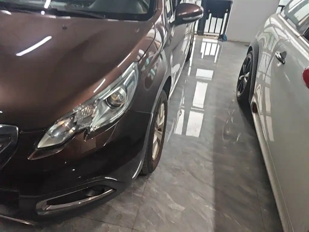Peugeot 2008 2014 1.6L Automatic Fashion Edition фото 24