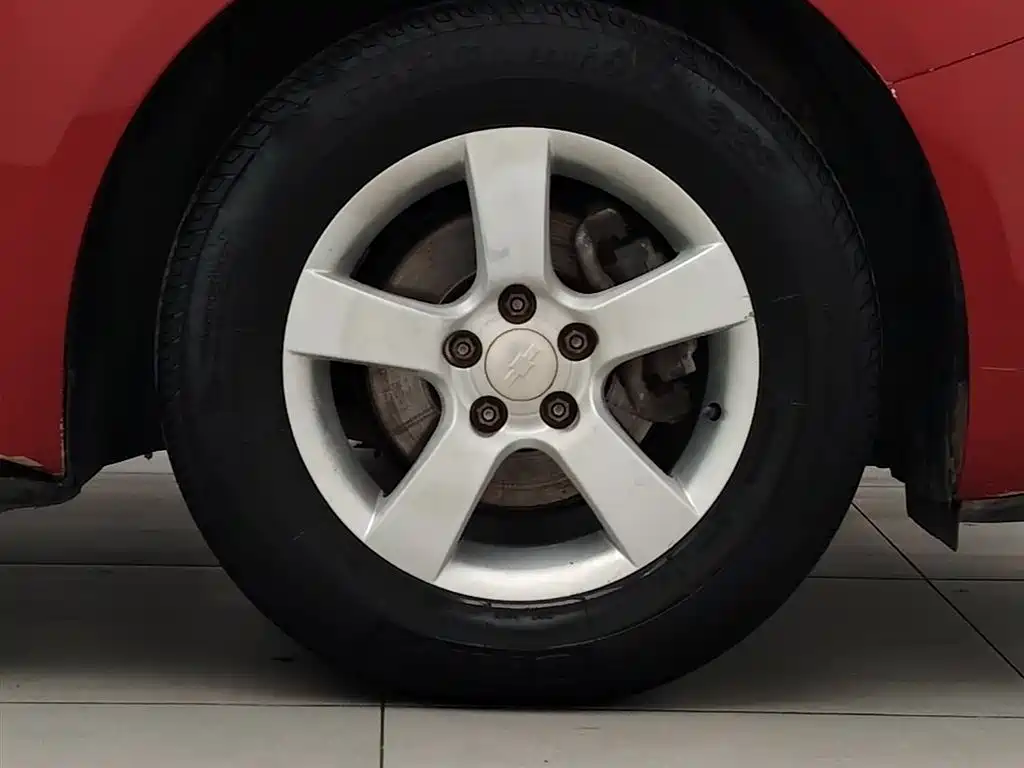 Chevrolet Cruze 2013 1.6L SL MT фото 17