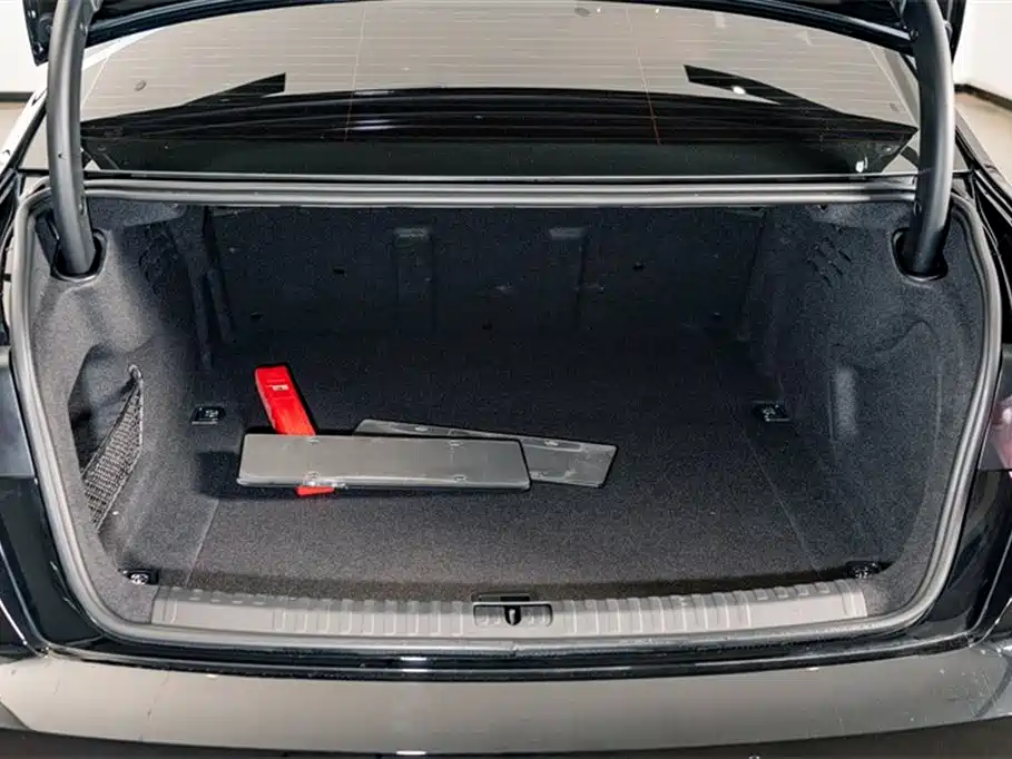 Audi A6L 2025 Model Year Facelift 40 TFSI Luxury Sport фото 23