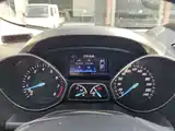 Фото 24 - Ford Kuga