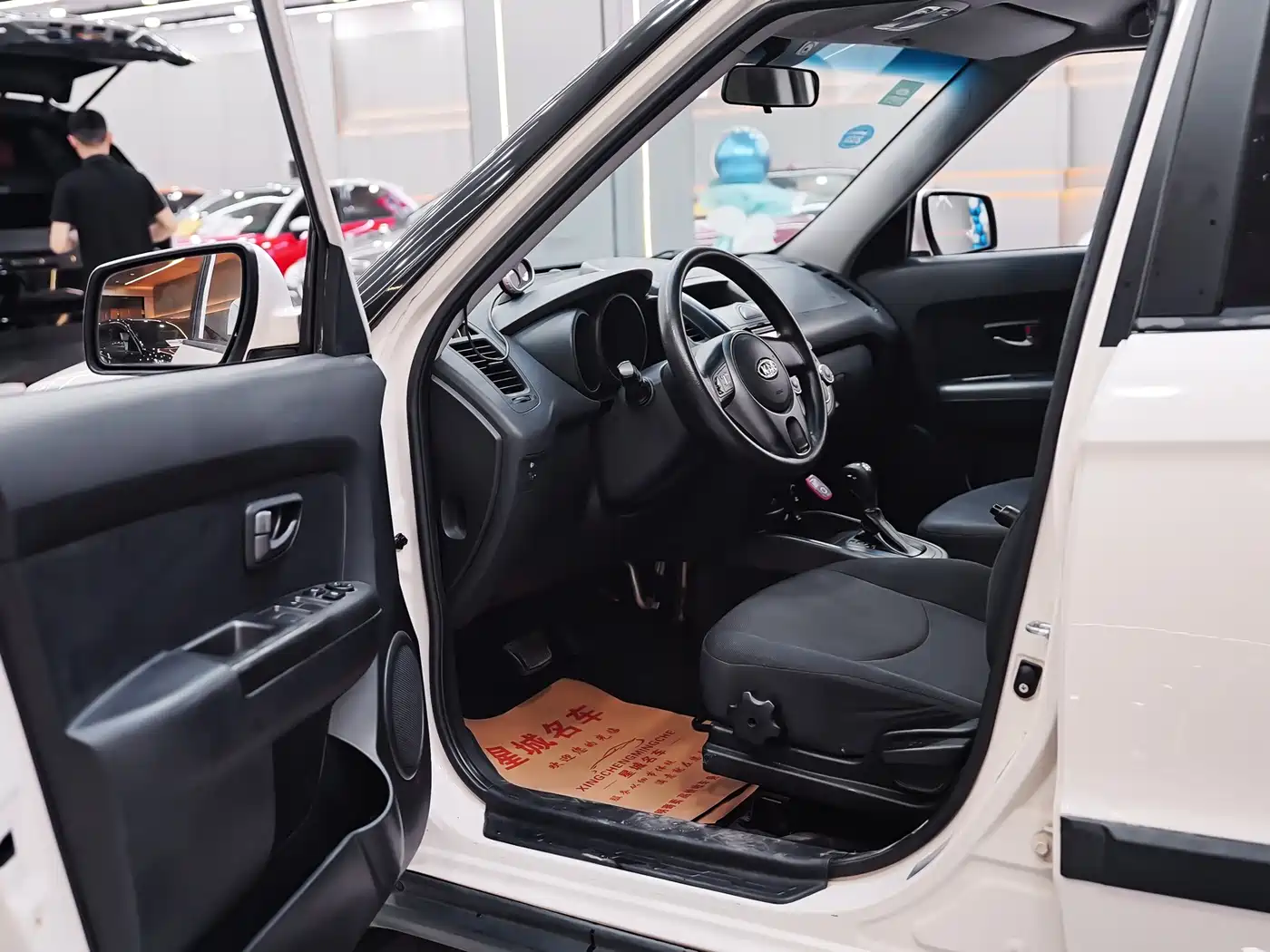 Kia Soul 2012 1.6L MT GL фото 14
