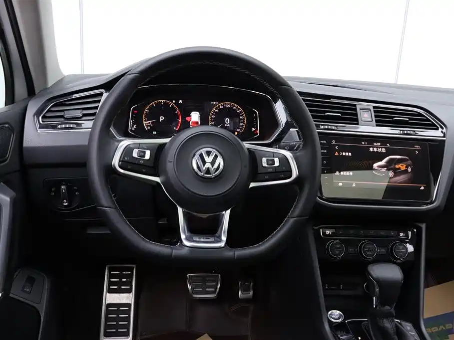 Volkswagen Tiguan L 2019 330TSI Automatic 2WD R-Line Flagship Edition China VI фото 28