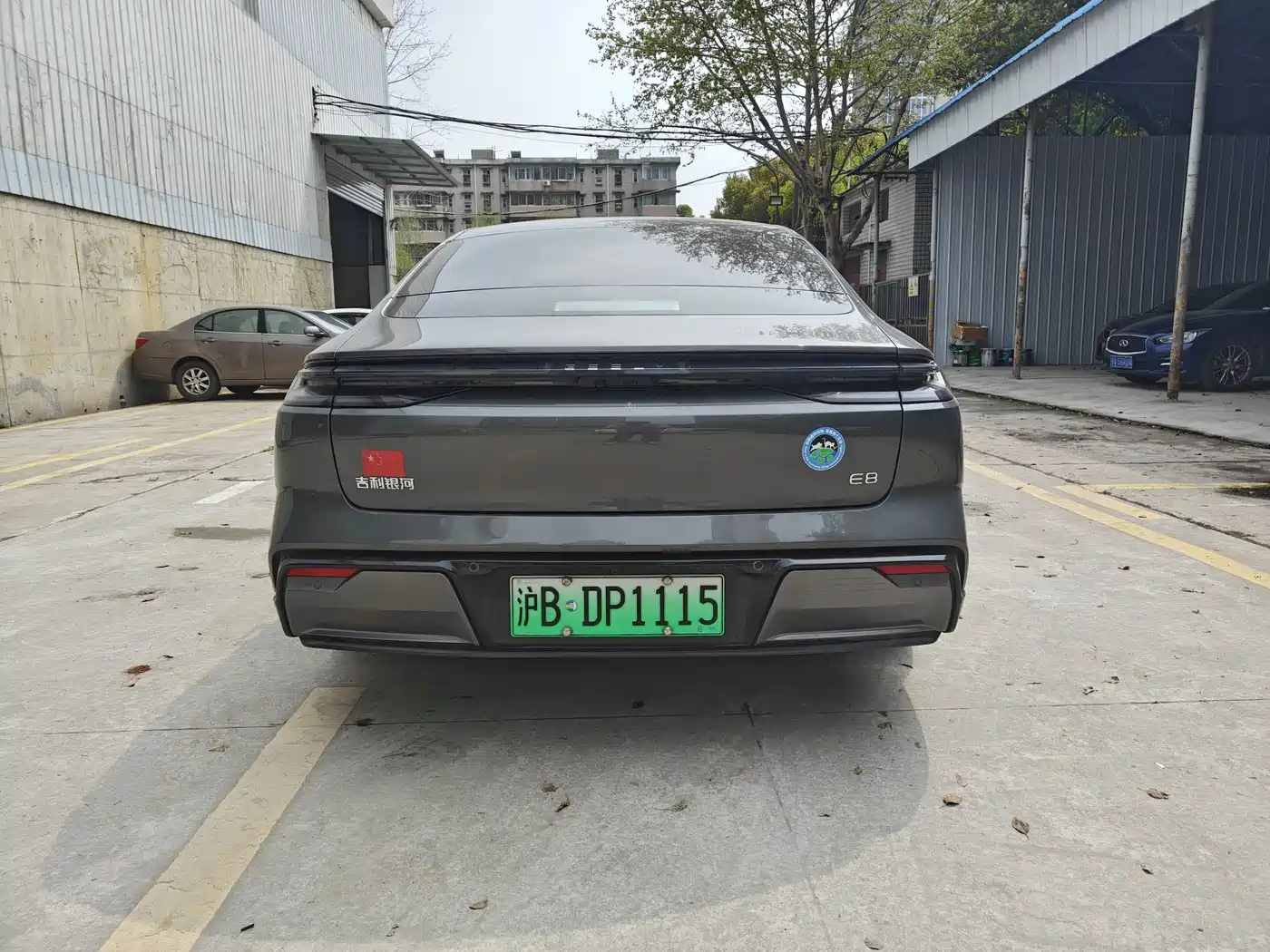 GEELY GALAXY GALAXY E8