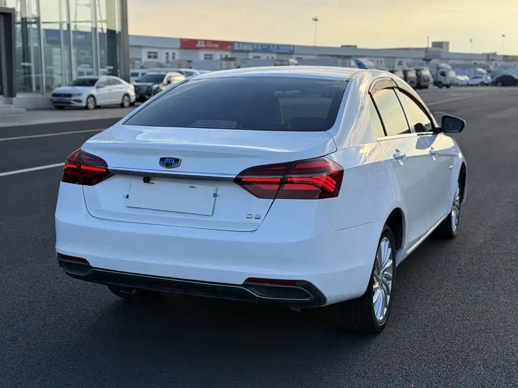 Geely Emgrand New Energy 2019 2017 1.5L PHEV Progressive