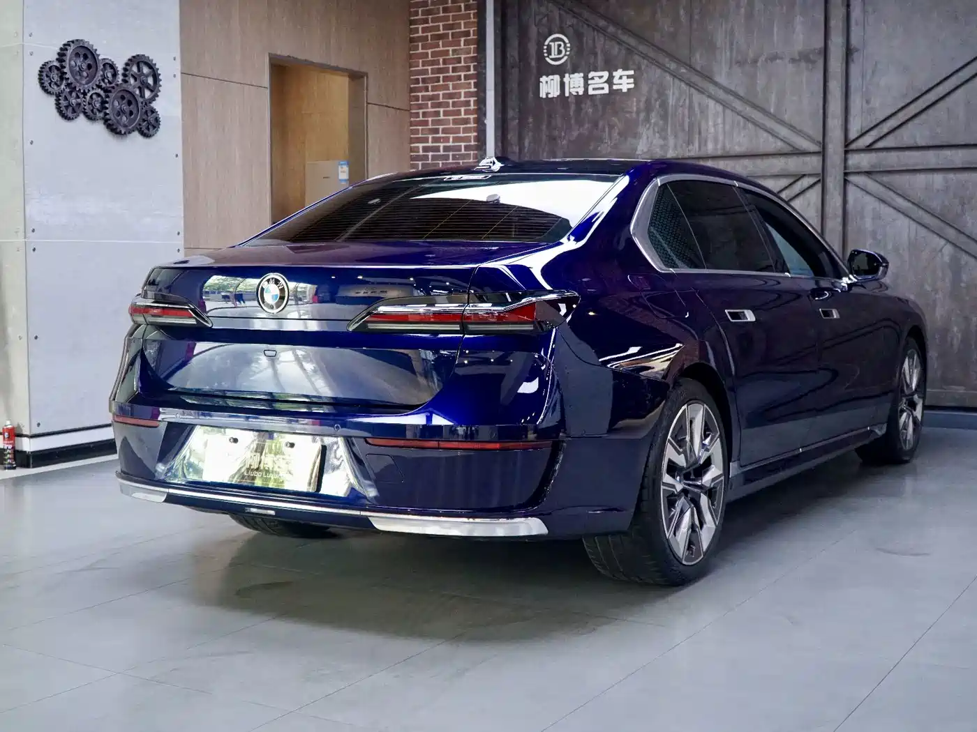 BMW 7 Series 2023 2023 Model 740Li Premium Luxury Package