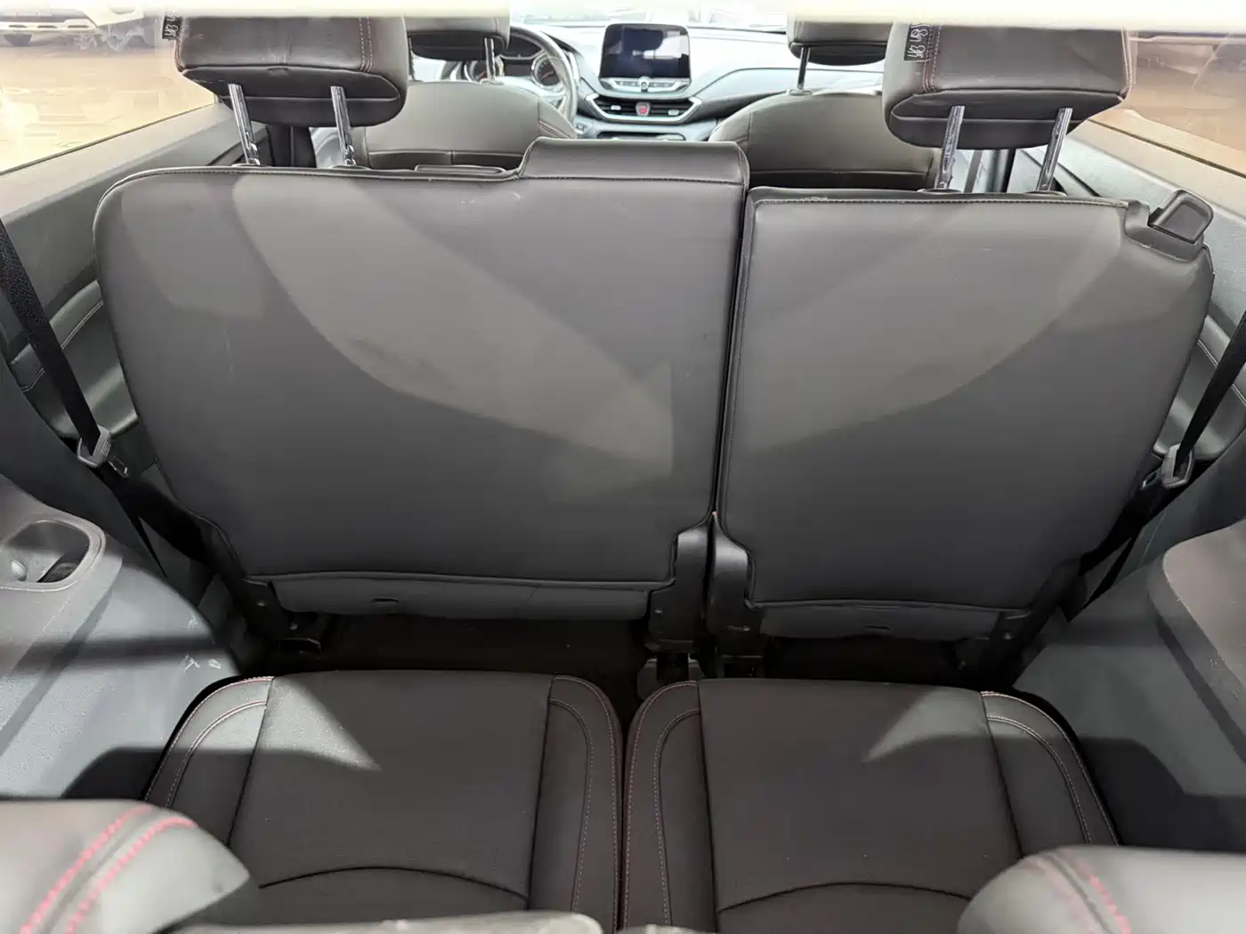 Chevrolet Volando 2023 2020 Mild Hybrid Redline 530T Automatic Premium Edition (5+2 seater)