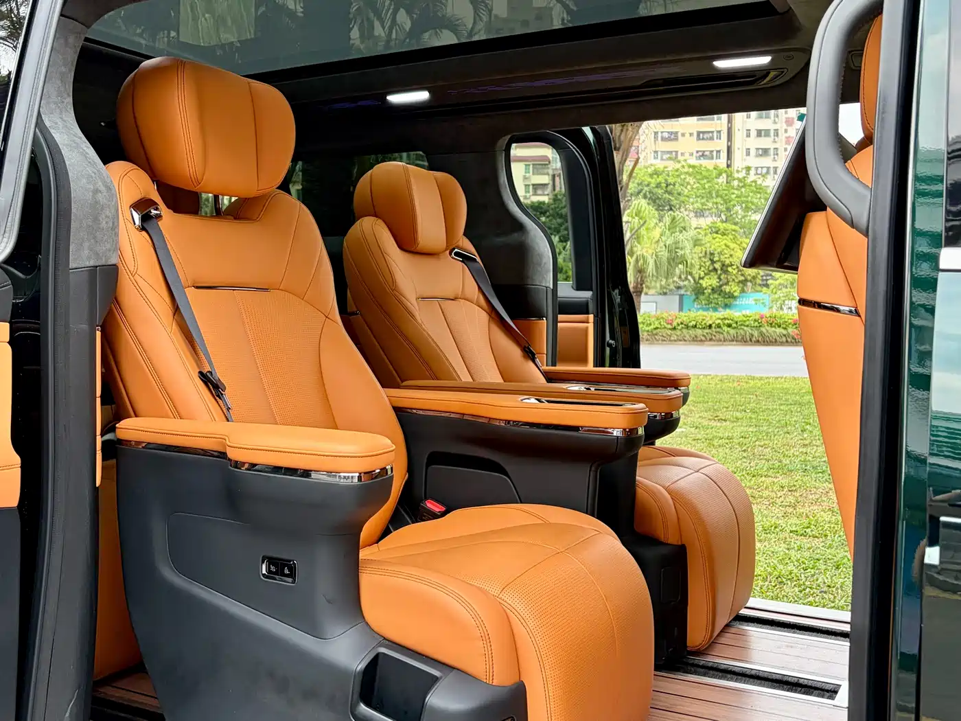 GEELY GALAXY WING TRUE L380