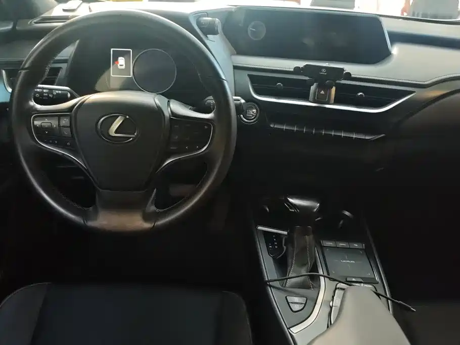 Lexus UX 2022 2020 200 F SPORT Edition