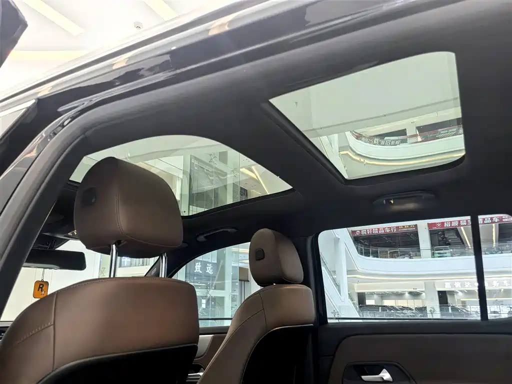 Mercedes-Benz GLB 2023 GLB 200 Dynamic фото 16