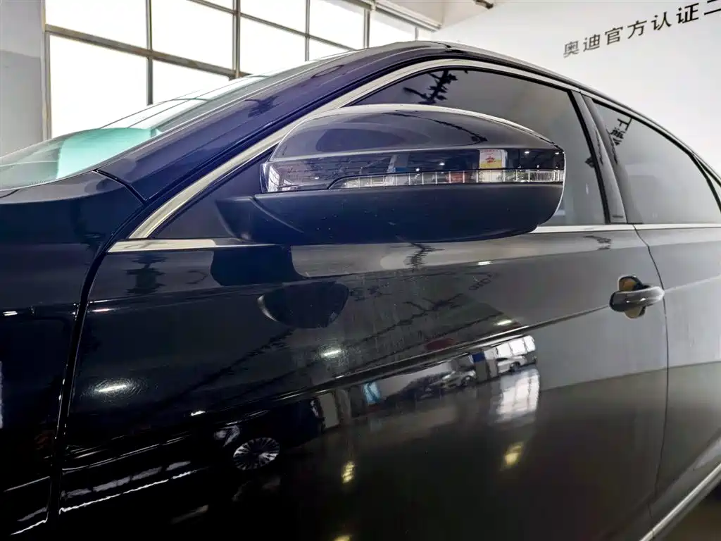 Volkswagen Passat 2022 330TSI Starlight Elite Edition фото 8
