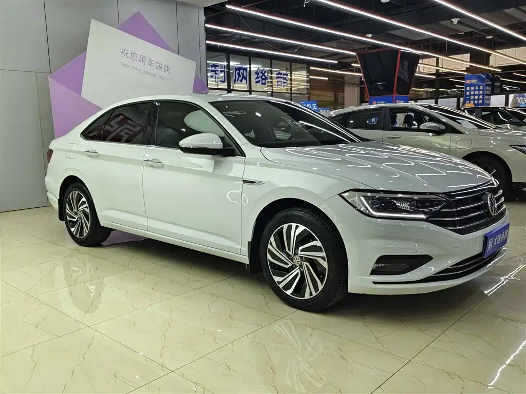 Volkswagen Sagitar 2022 280TSI DSG Surpassing Edition фото 3
