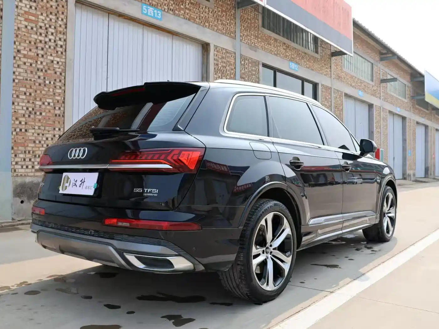 AUDI Q7