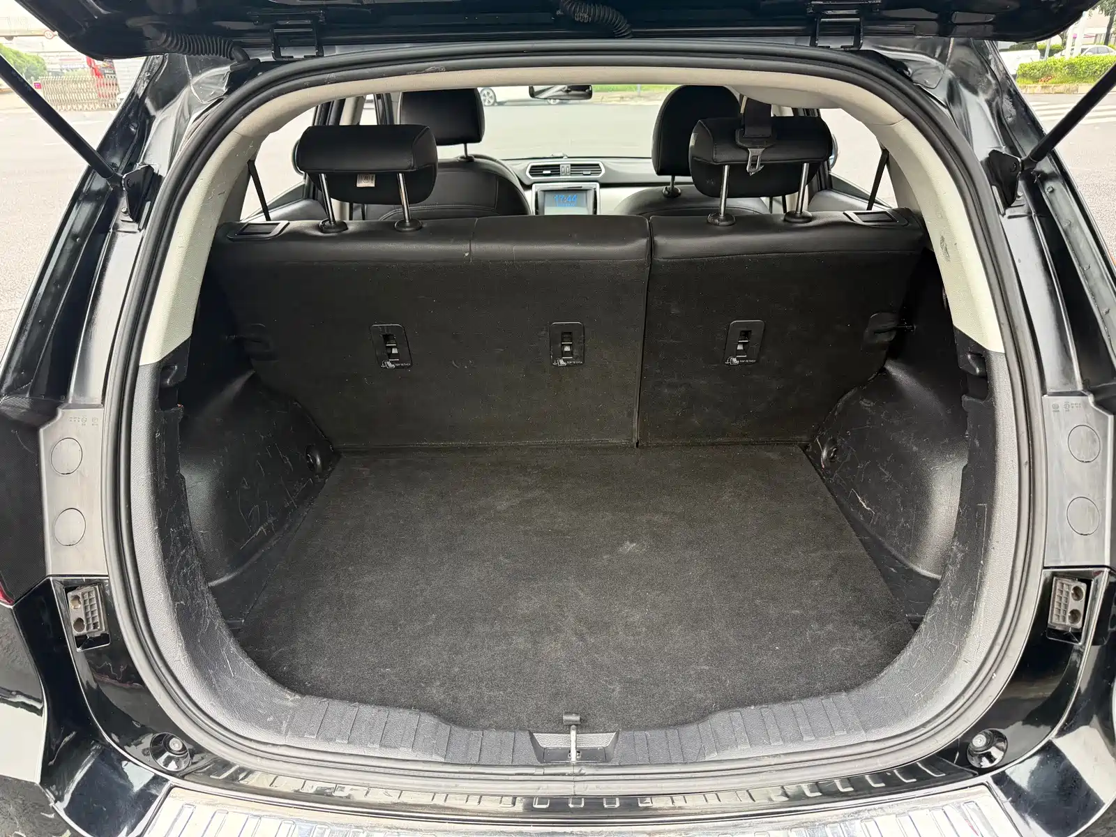 Фото 6 - Haval H2