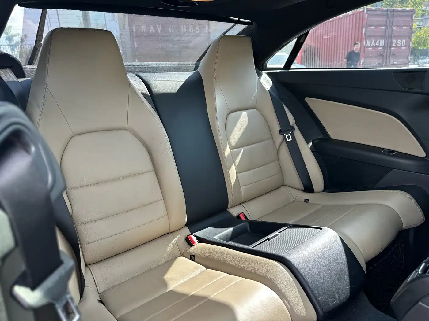 Mercedes-Benz E-Class (Import) 2012 E 260 CGI Coupe фото 17