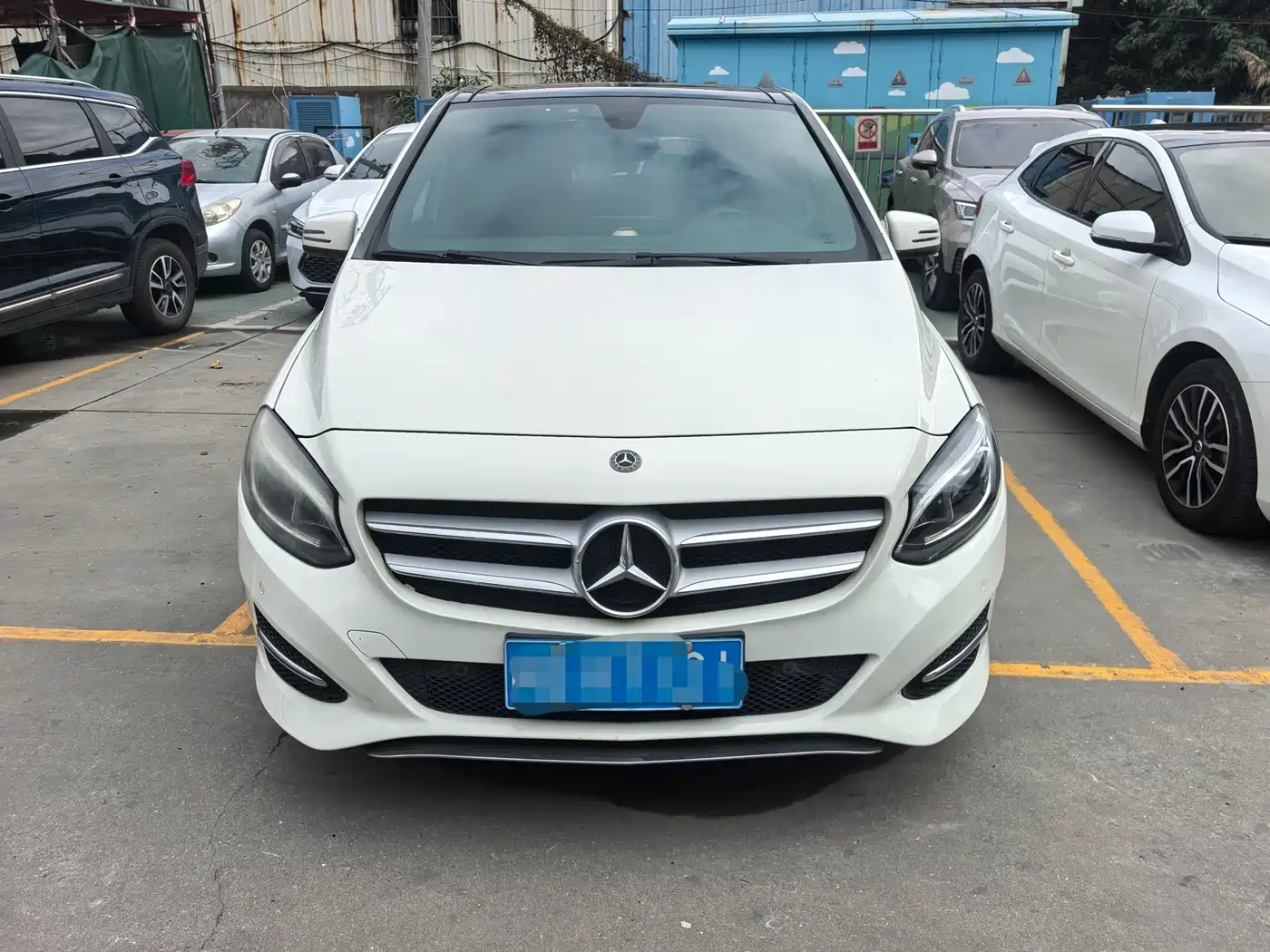 Mercedes-Benz B-Class 2019 B 200 Fashion фото 2