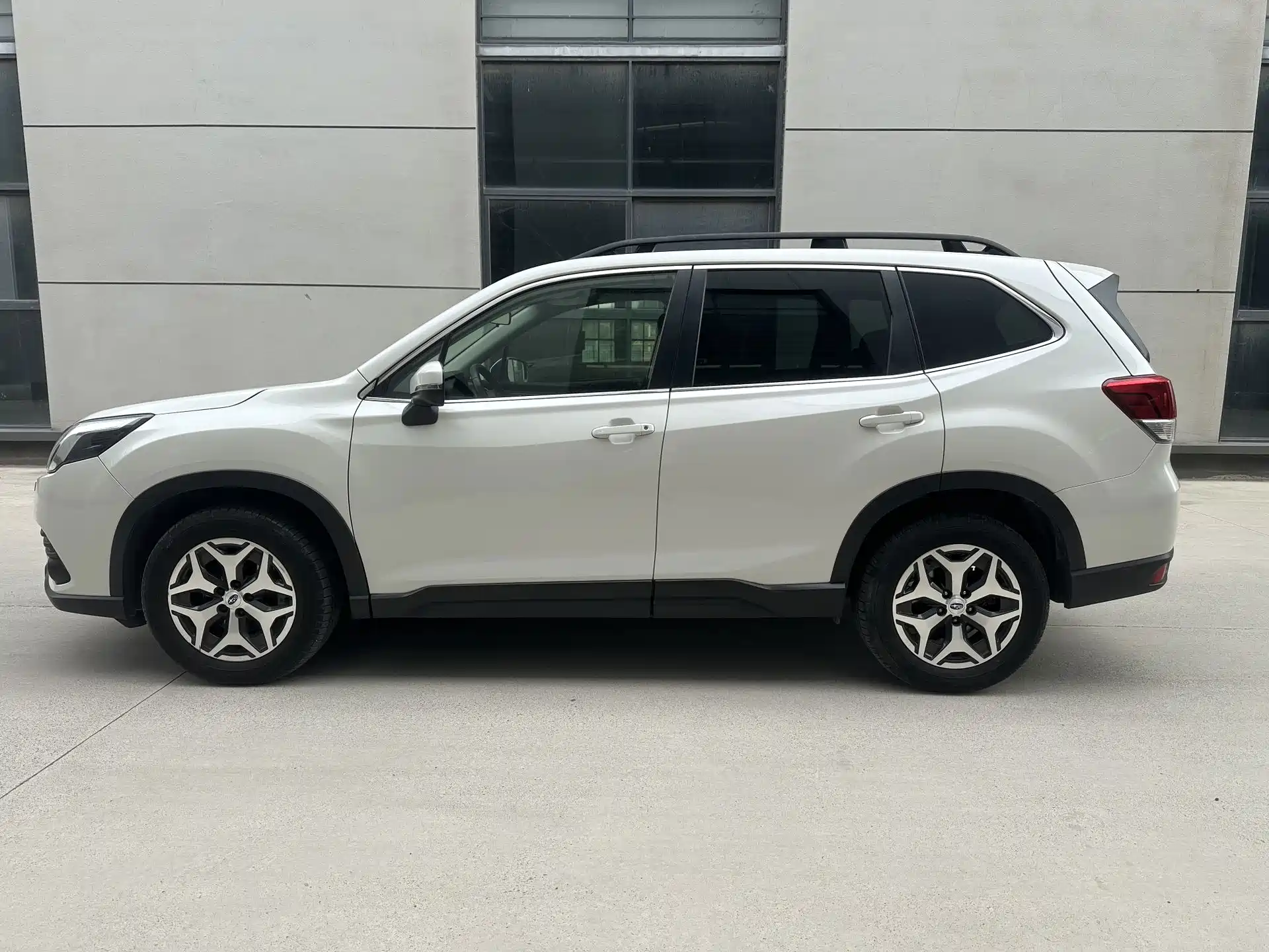 Photo 7 - Subaru Forester