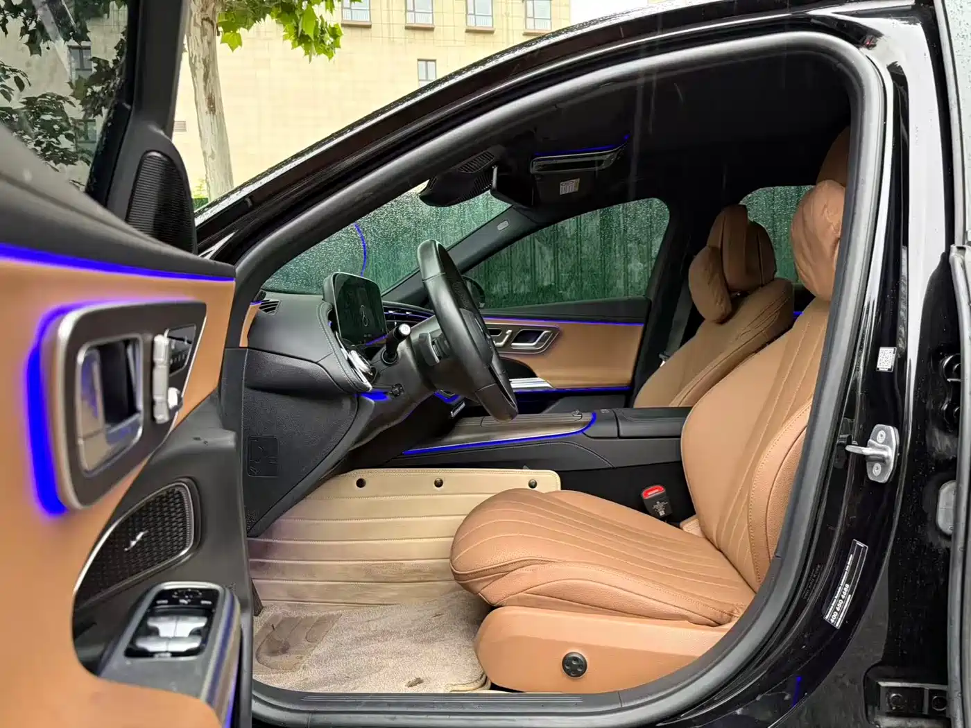 Mercedes-Benz E-Class New Energy 2024 E 350 e L Plug-in Hybrid Sedan фото 4