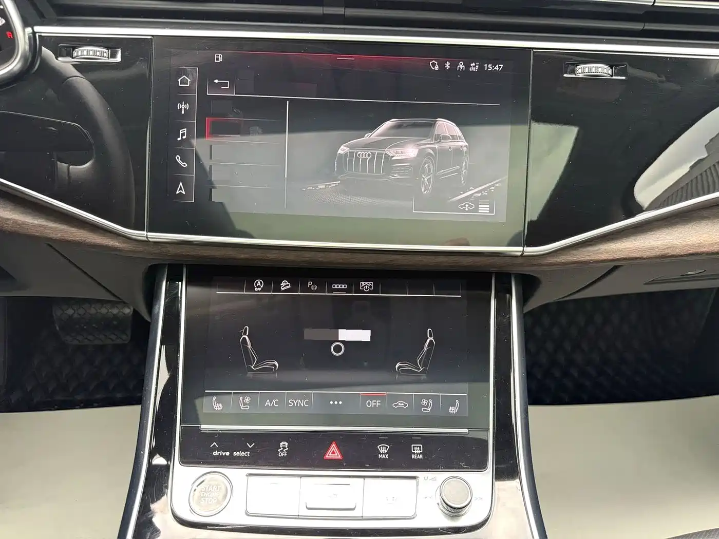 AUDI Q7