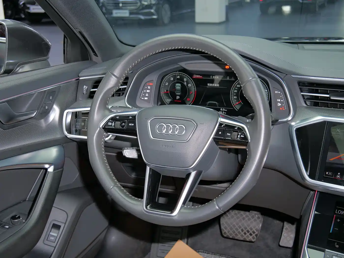 Audi A6L 2021 45 TFSI Exclusive Sport фото 12