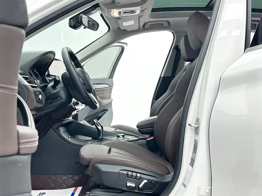 BMW X1 2022 sDrive20Li Fashion фото 5