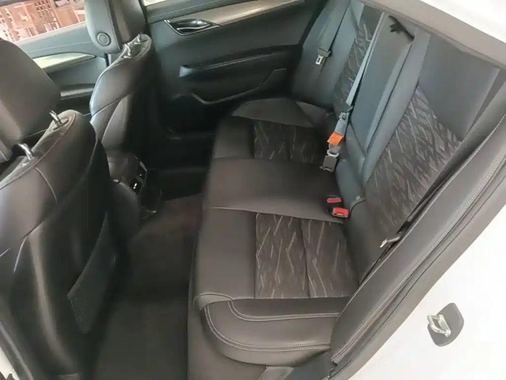 Photo 17 - Cadillac ATS-L