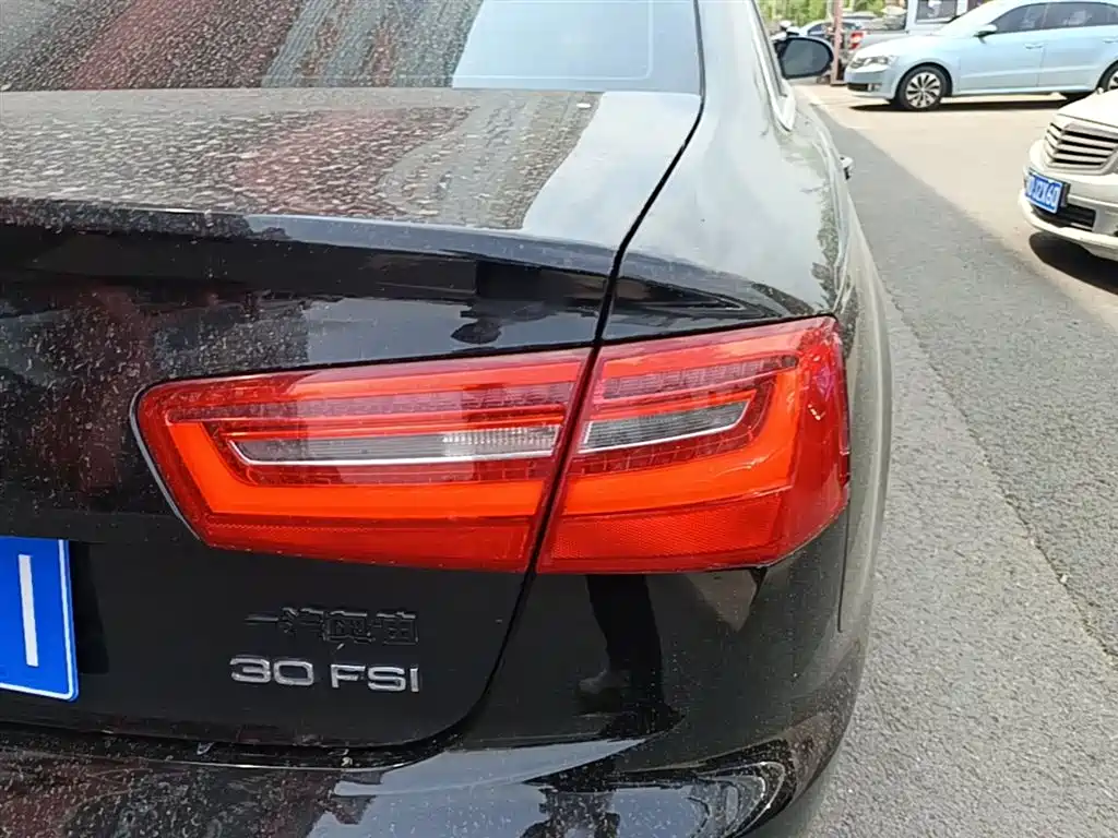 Audi A6L 2014 30 FSI Luxury фото 8