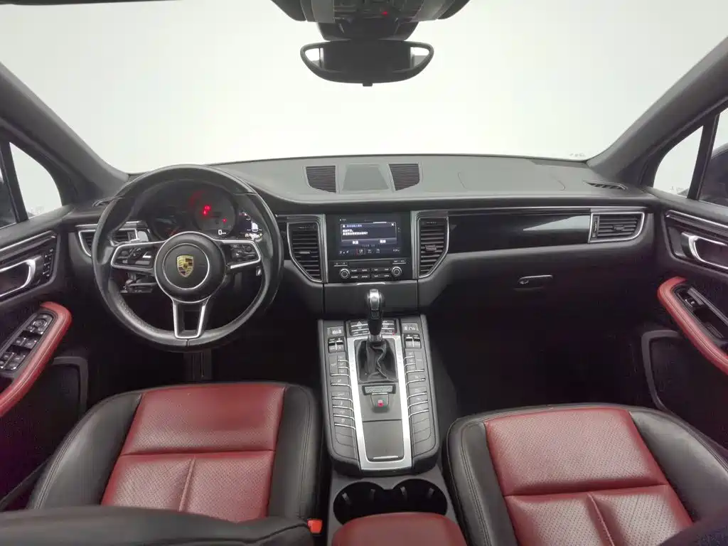Фото 5 - Porsche Macan