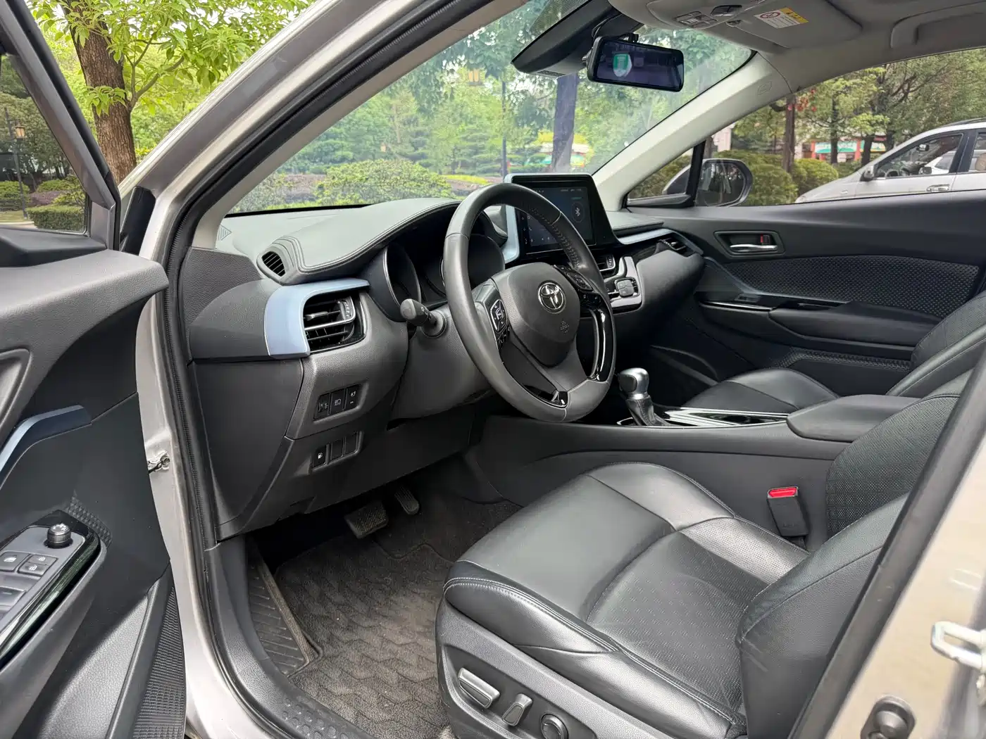 Toyota IZOA 2021 2.0L Yichi Edition фото 8