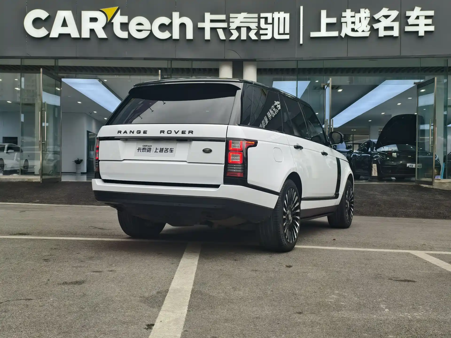 Фото 3 - Land Rover Range Rover