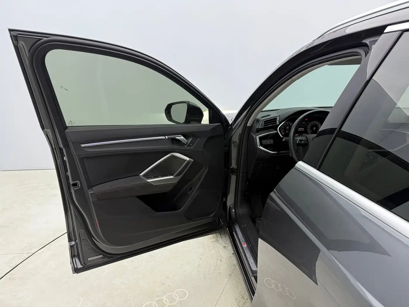 Audi Q3 2022 35 TFSI Fashion Dynamic фото 20