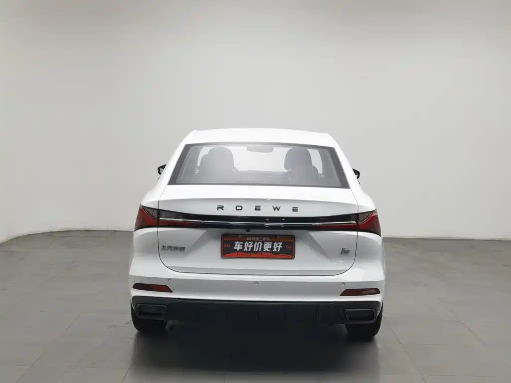 Фото 4 - Roewe i5