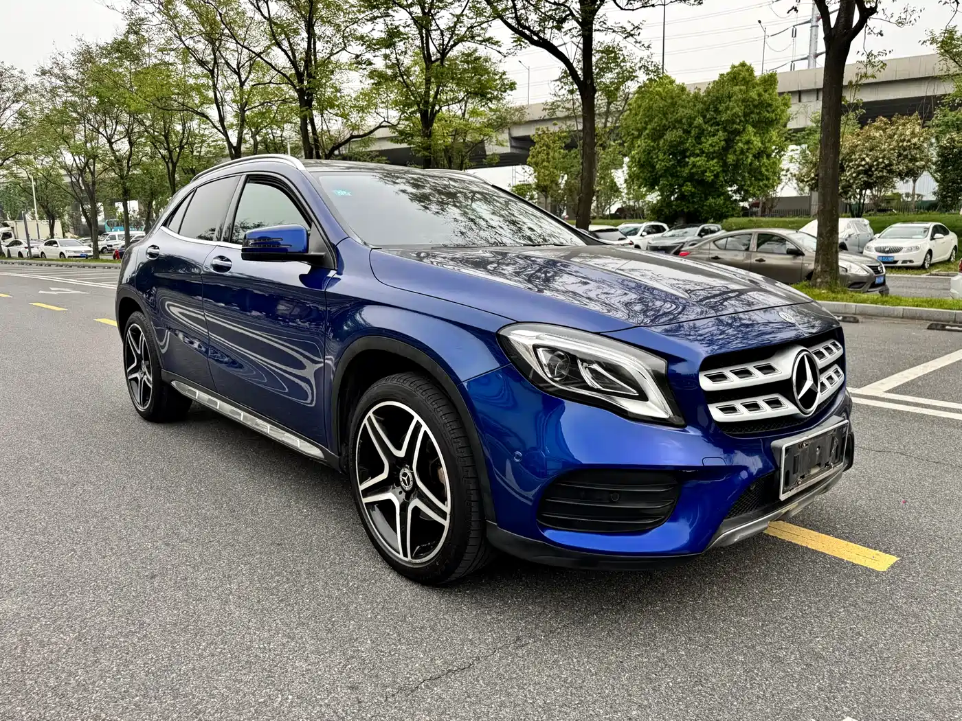 Mercedes-Benz GLA 2017 GLA 220 4MATIC Luxury фото 2