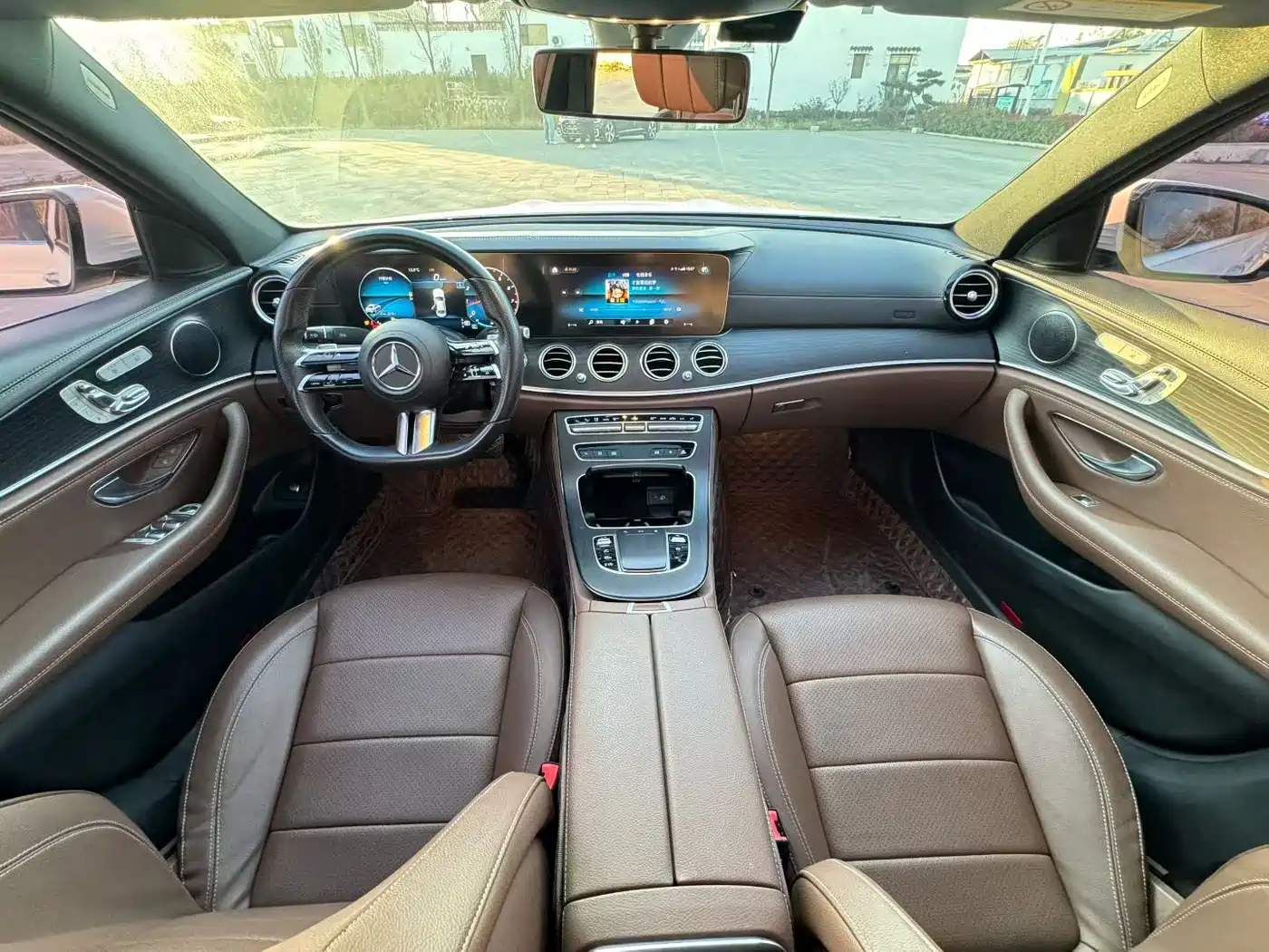 Mercedes-Benz E-Class 2021 E 300 L Sport Fashion фото 6