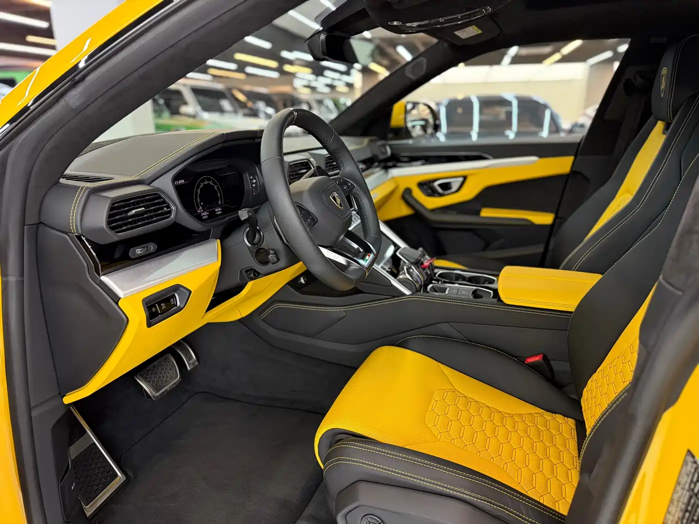 Lamborghini Urus 2021 4.0T V8 фото 5