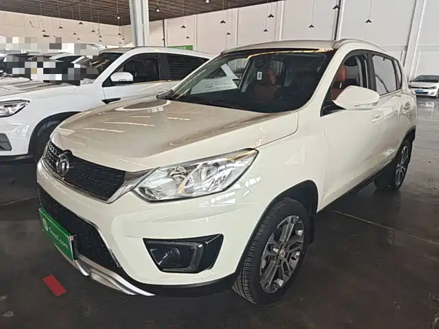  BAIC Senova X35 2016 1.5L Manual Luxury Edition
