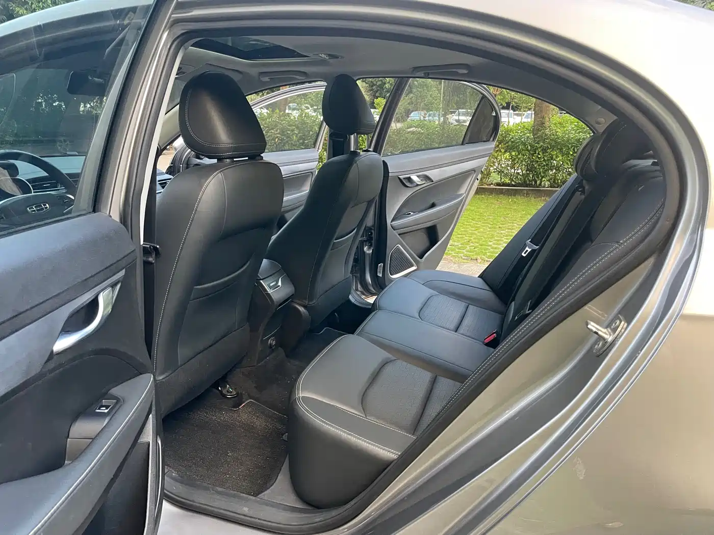 GEELY AUTOMOBILE EMGRAND