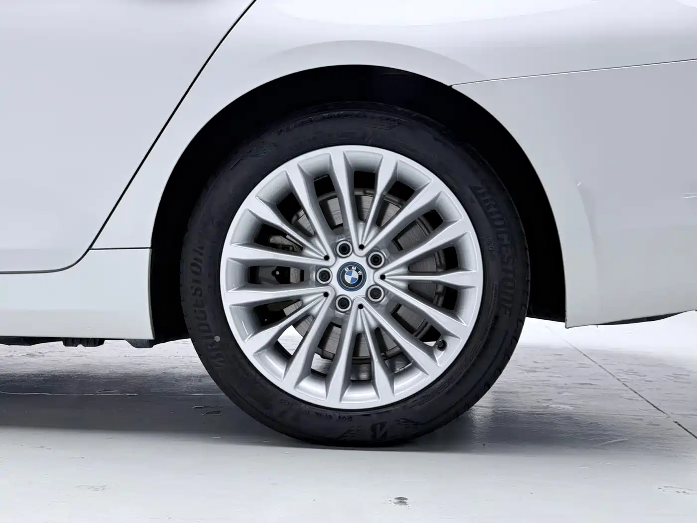 BMW 5 SERIES NEW ENERGY