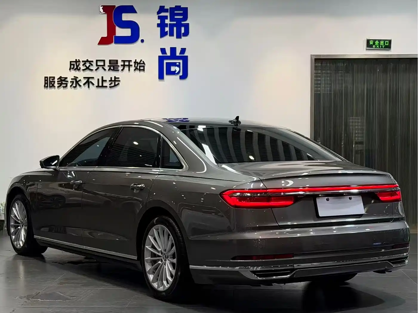 Audi A8 2018 A8L 55 TFSI quattro Launch Elite фото 3