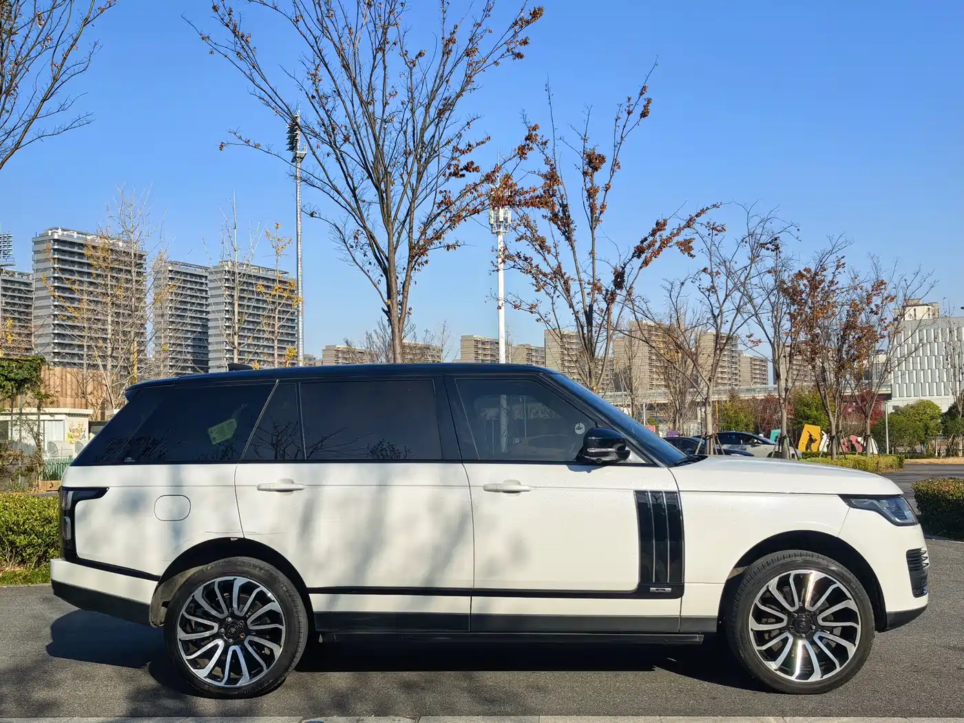 Land Rover Range Rover 2016 3.0 SC V6 Vogue LWB фото 7