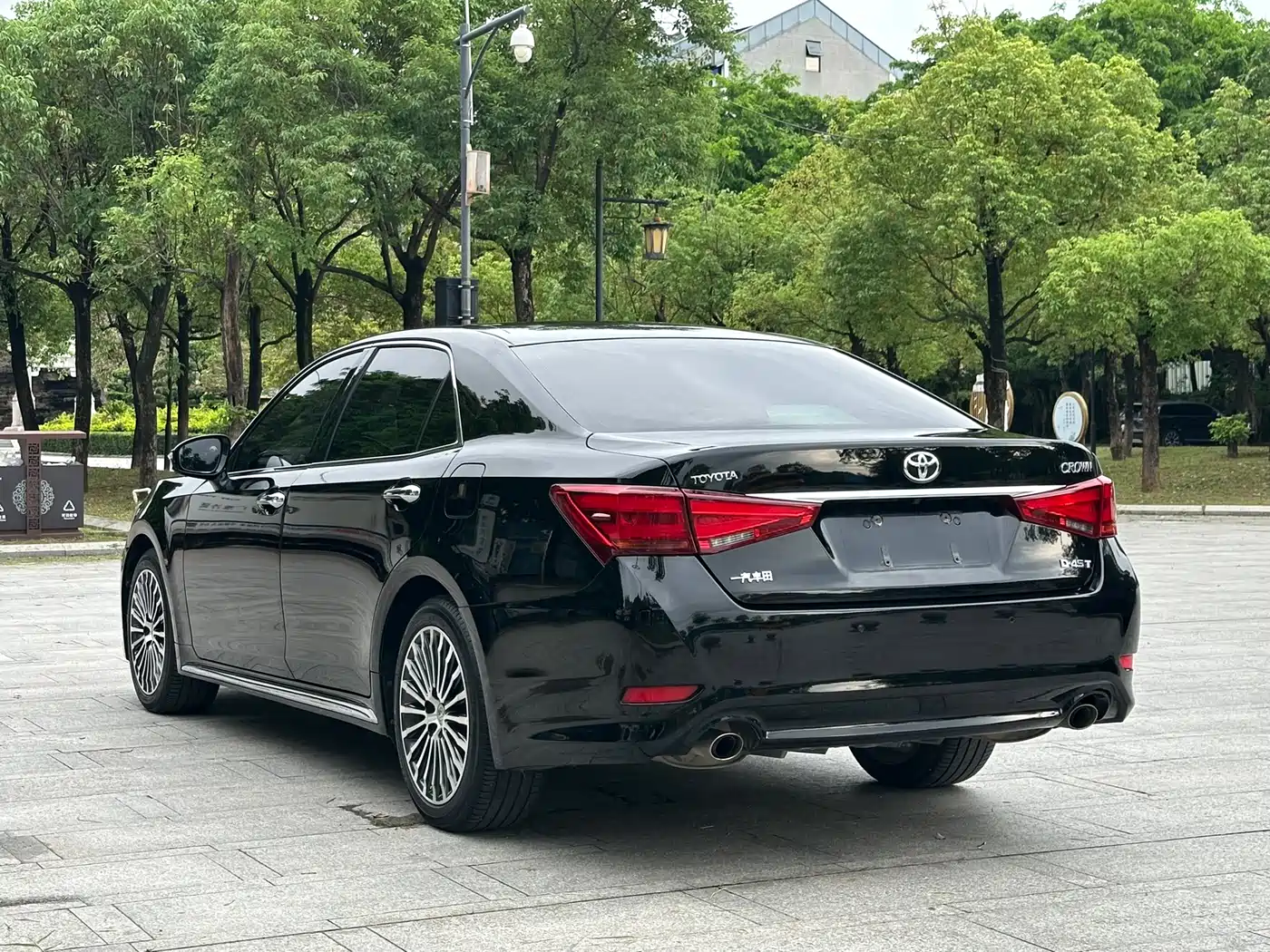 Toyota Crown 2018 2.0T Sport Edition фото 17
