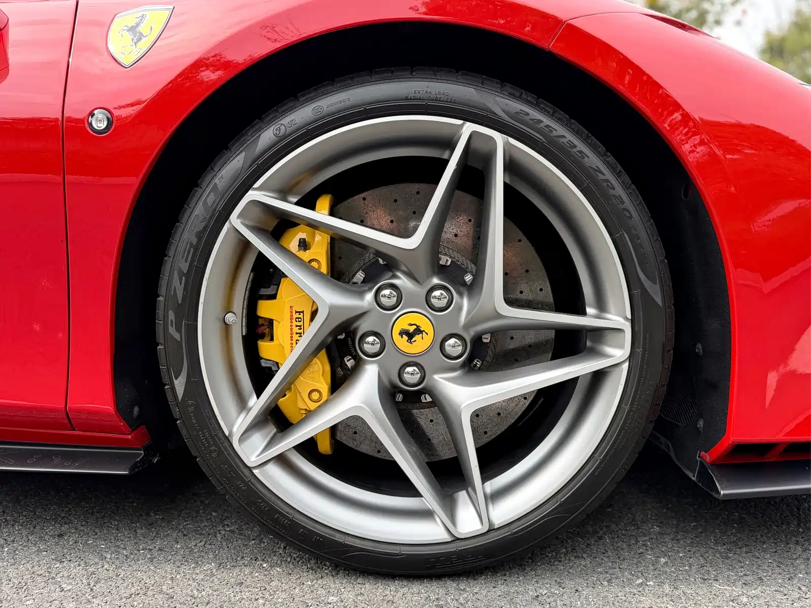 Фото 19 - Ferrari F8