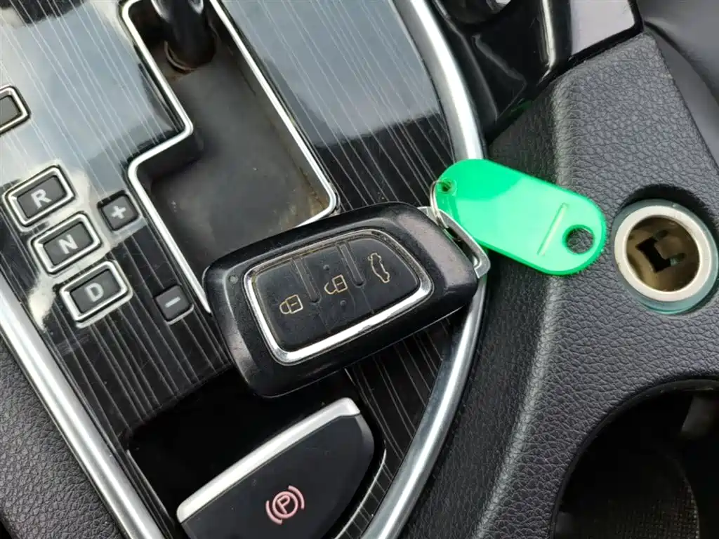 Dongfeng Aeolus Dongfeng Fengshen AX7 2016 2016 2.3L Automatic Smart Premium