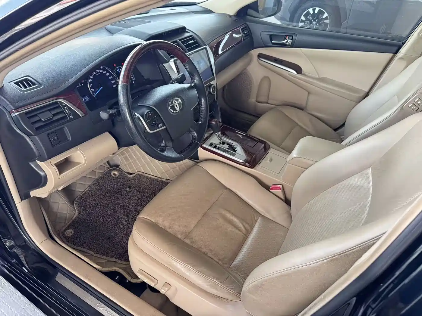 Toyota Camry 2013 2.0G Comfort фото 7