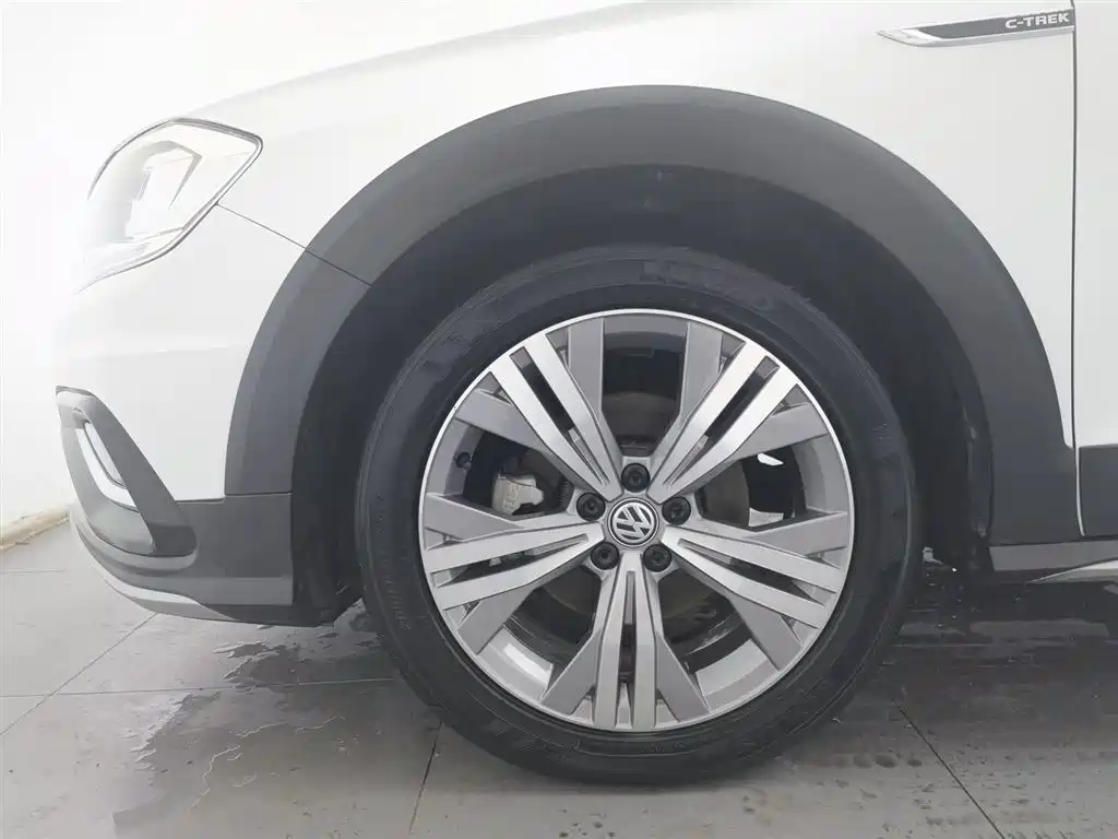 VOLKSWAGEN C TREK WEI COLLAR