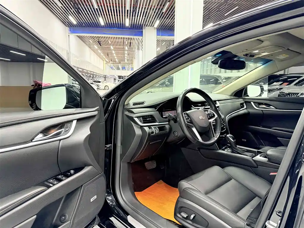 Cadillac XTS 2018 28T Technology фото 12